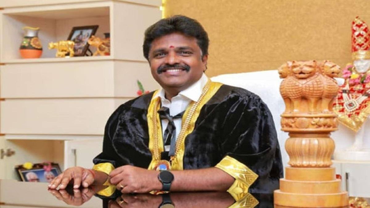 பாதாள சாக்கடைகள் பராமரிப்பு சிறந்த செயல்பாடு... மேயர் சண்.ராமநாதனை பாராட்டும் தஞ்சை மக்கள்