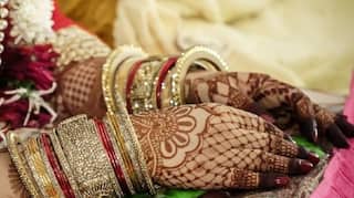 Punjab News: ਪੰਜਾਬ 'ਚ ਹੈਰਾਨ ਕਰਨ ਵਾਲੀ ਘਟਨਾ, ਵਿਆਹ ਤੋਂ ਪਹਿਲਾਂ ਕੁੜੀ ਨੂੰ ਭਜਾ ਲੈ ਗਈ ਸਹੇਲੀ; ਬੋਲੀ- ਆਪਸ 'ਚ ਕਰਵਾਉਣਾ ਵਿਆਹ...