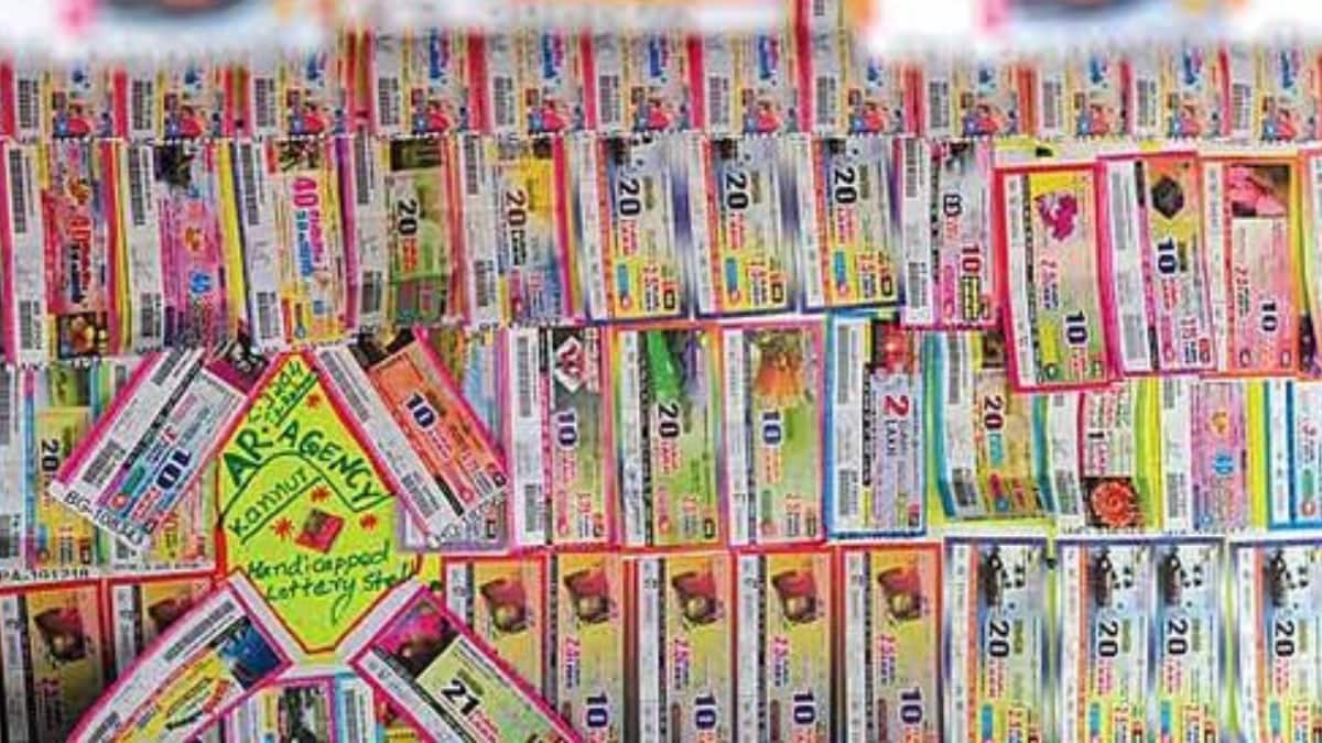 LIVE Kerala Lottery Result Today OUT 31.12.2025:  ₹1 CR First Prize Ticket No. DF 869610, DHANALEKSHMI DL-33 | Check Complete List