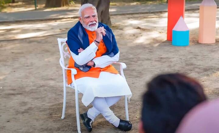 कार्यक्रम के दौरान कुछ चयनित छात्रों को प्रधानमंत्री से सीधे संवाद करने का अवसर मिलता है. इसके अलावा सभी प्रतिभागियों को डिजिटल प्रमाण पत्र भी प्रदान किया जाता है.