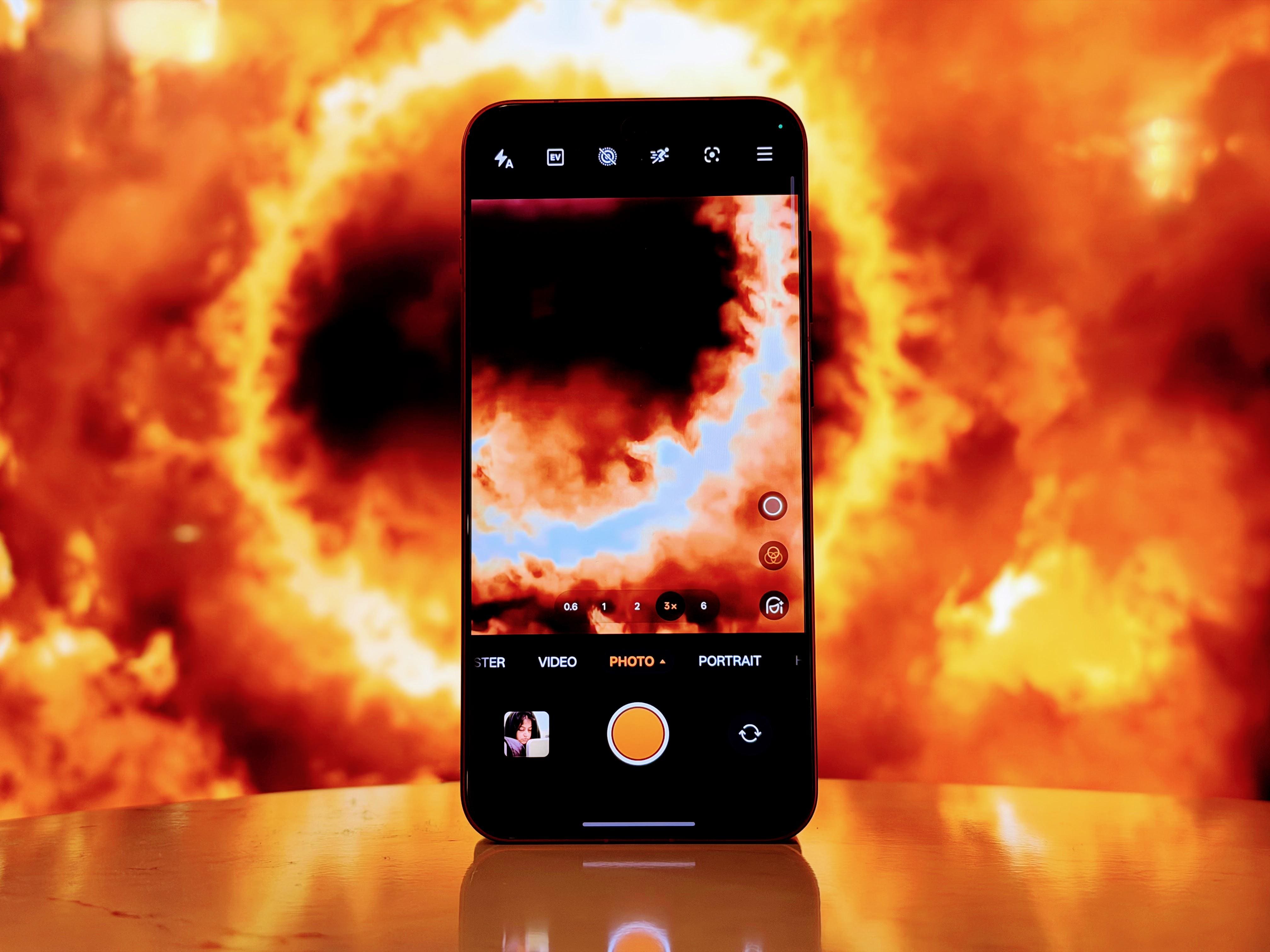 Gadgets Review | Oppo Find X9: When A 'Compact' Phone Starts Taking Protein Shakes