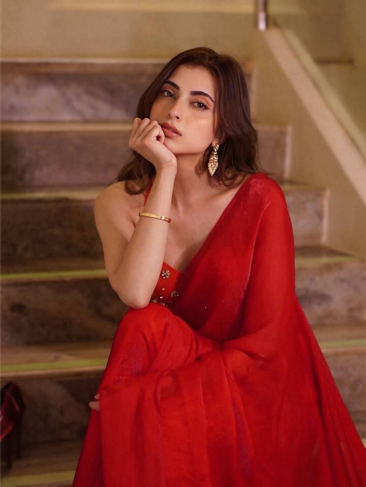 फरहाना भट्ट ने कहा कि मेरी मां का शादी से विश्वास उठ चुका है. तलाक के बाद उन्हें किसी रिश्ते पर भरोसा नहीं रहा.