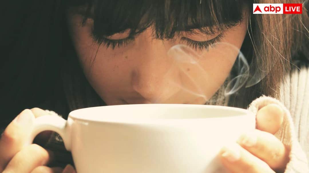 क्या आप भी तेज गर्म चीजें पी लेते हैं तुरंत, बदल लें यह आदत वरना ग्रासनली में हो जाएगा कैंसर hot beverages esophagus cancer risk क्या आप भी तेज गर्म चीजें पी लेते हैं तुरंत, बदल लें यह आदत वरना ग्रासनली में हो जाएगा कैंसर