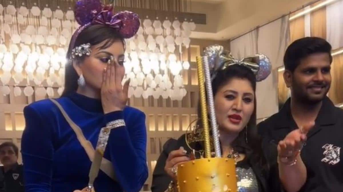 Urvashi Rautela Celebrates Mother Meera Rautela’s Birthday At World’s Tallest Hotel