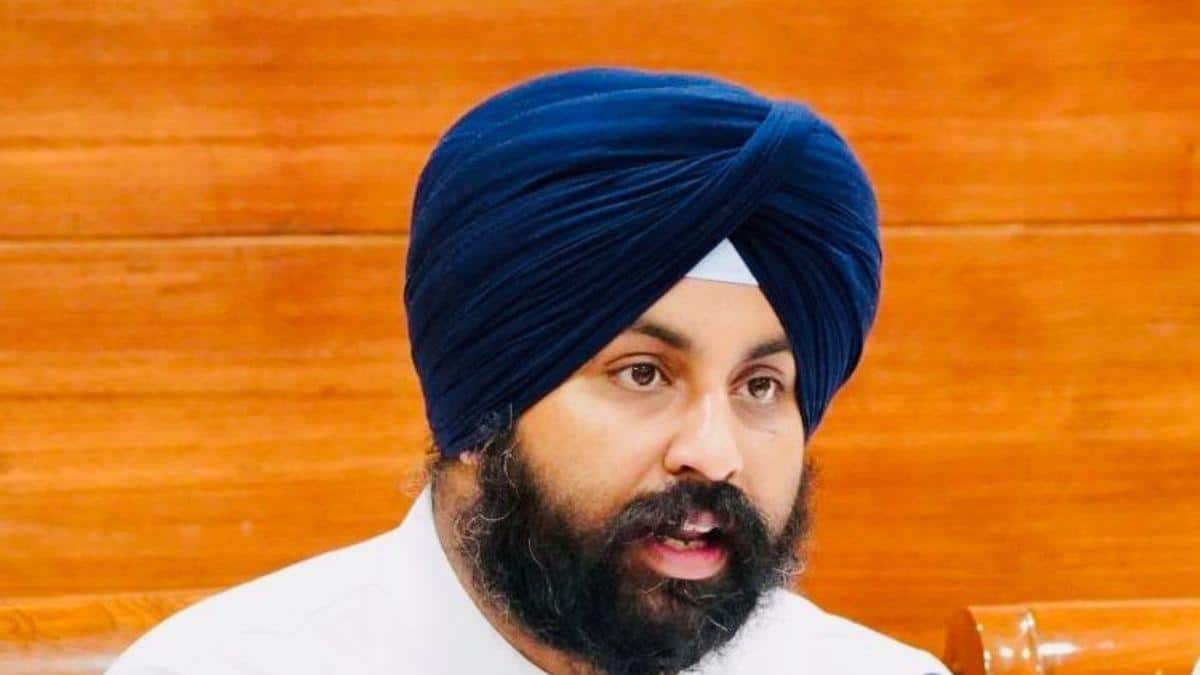 1,700+ Govt School Students In Punjab Selected For Free IIT–NEET Coaching Camps