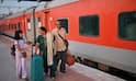 Train Ticket Rules: 4 લોકોની ગ્રુપ ટિકિટમાં એક ટિકિટ વેઈટિંગ હોય તો શું થાય ? જાણો રેલવેનો નિયમ 