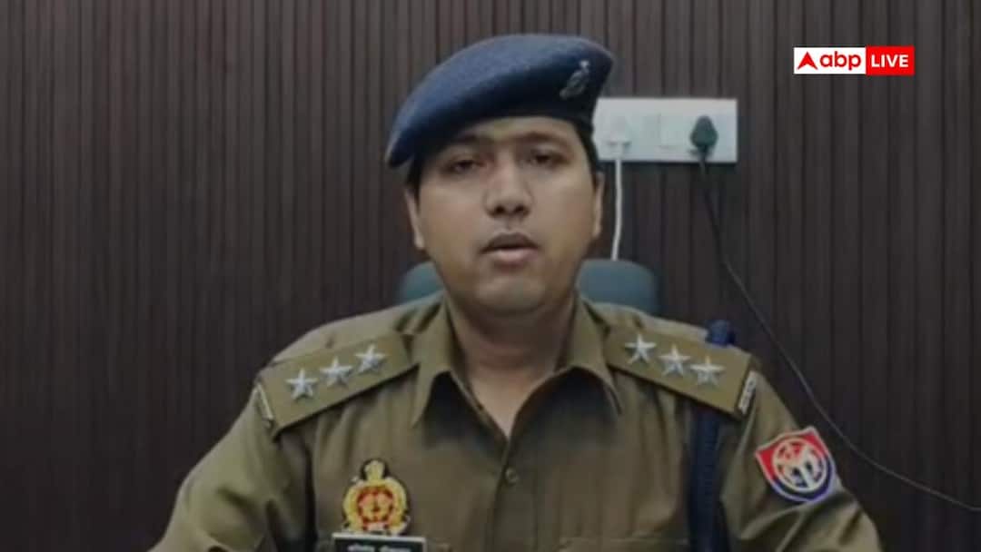 Ghaziabad police operation torch viral video sho warning kaushambi ann 'मशीन बता देगी बांग्लादेशी है या नहीं', वीडियो पर घिरी गाजियाबाद पुलिस तो SHO को दी गई चेतावनी