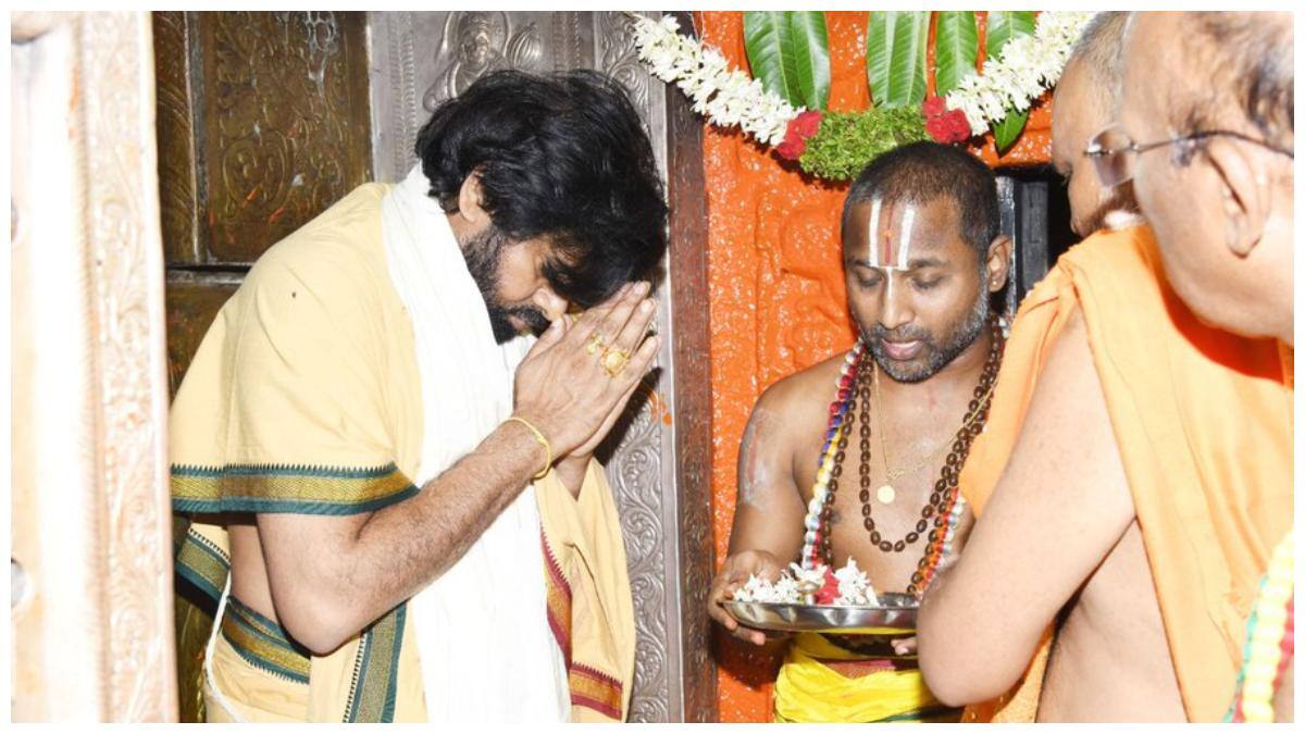Pawan Kalyan : కొండగట్టులో పవన్ కల్యాణ్ ప్రత్యేక పూజలు! టీటీడీ నిధులతో నిర్మించే పనులకు శ్రీకారం 