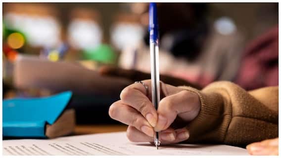 AP DSC 2026: ఫిబ్రవరిలో ఏపీలో డీఎస్సీ 2026 నోటిఫికేషన్, 2500 ఉద్యోగాల భర్తీకి కసరత్తు! సిలబస్‌లోకి ఇంగ్లీష్‌, కంప్యూటర్ సబ్జెక్ట్‌లు!