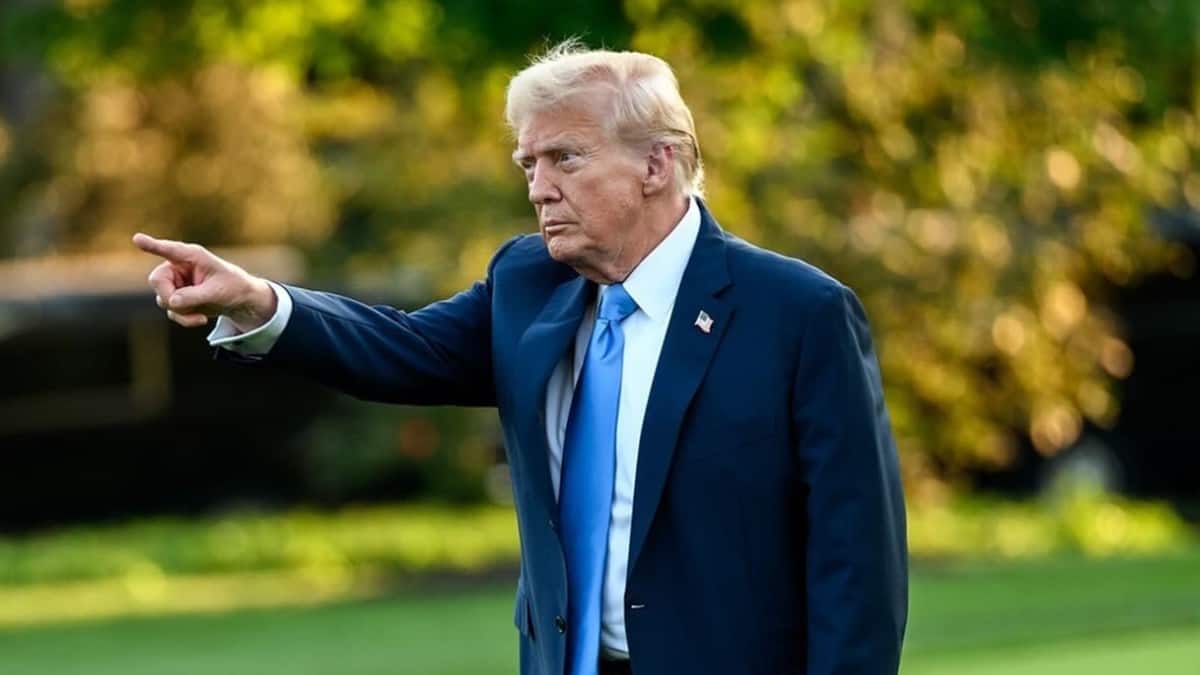 ‘Locked And Loaded’: Trump Threatens Iran Over Protest Crackdown, Says US Ready To ‘Rescue’ Demonstrators