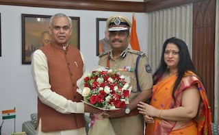 ગુજરાતના ઈન્ચાર્જ DGP એ રાજ્યપાલ સાથે કરી મુલાકાત: સાયબર ક્રાઈમ અને ગ્રામીણ સુરક્ષા પર વિશેષ ચર્ચા
