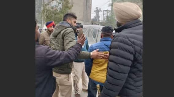 Punjab News: ਪੰਜਾਬ 'ਚ ਮੱਚਿਆ ਹਾਹਾਕਾਰ, ਆਗੂਆਂ ਵਿਚਾਲੇ ਹੋਈ ਝੜਪ: ਮਸ਼ਹੂਰ ਨੇਤਾ ਦੀ ਲਾਹੀ ਪੱਗ: ਜਾਣੋ ਇੱਕ ਦੂਜੇ ਨੂੰ ਕਿਉਂ ਦਿੱਤੀ ਚੁਣੌਤੀ...?
