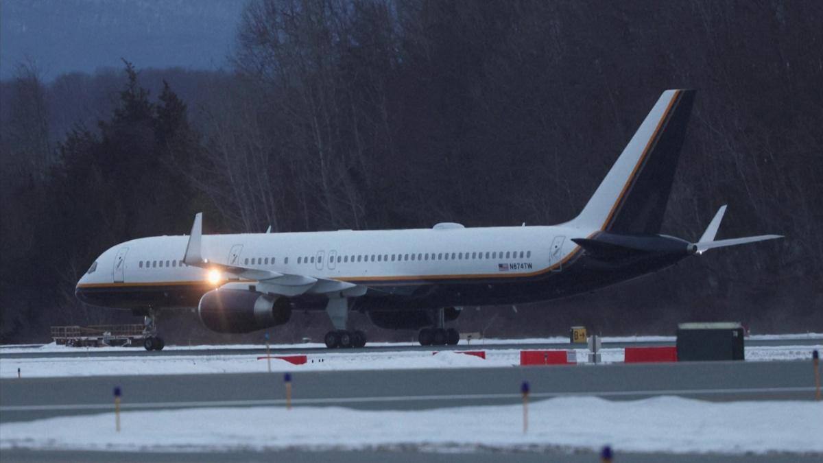 Nicolás Maduro, His Wife Land In New York To Face Charges After US Capture: What’s Next