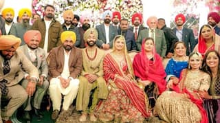 Balkar Sidhu Daughter Marriage: ਵਿਧਾਇਕ ਤੇ ਗਾਇਕ ਬਲਕਾਰ ਸਿੱਧੂ ਦੀ ਧੀ ਦੇ ਵਿਆਹ ਦੀਆਂ ਤਸਵੀਰਾਂ ਵਾਈਰਲ, ਸਿਆਸੀ ਹਸਤੀਆਂ ਸਣੇ ਕਲਾਕਾਰਾਂ ਦੀ ਲੱਗੀ ਮਹਿਫ਼ਲ...