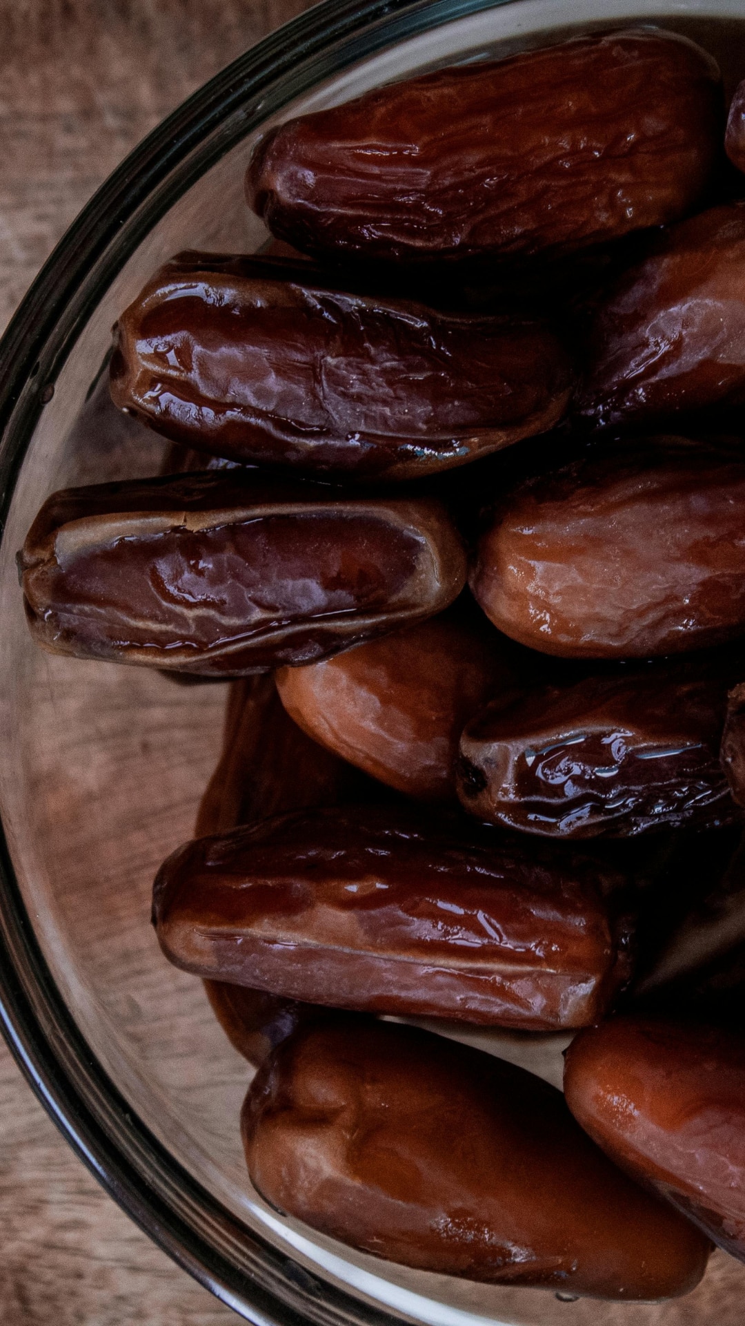 7 Nutritional Benefits Of Dates You Should Know Before Your Next Snack
