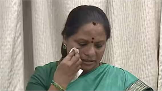 బోరున ఏడ్చేసిన ఎమ్మెల్సీ కవిత.. శాసనమండలిలో ఏడుస్తూనే స్పీచ్.. BRS పై సంచలన ఆరోపణలు