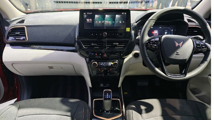 Mahindra XUV 3XO EV: அறிமுகமானது XUV 3XO மின்சார கார்.. மஹிந்திராவின் விலை குறைந்த இவி இதுதான் - ரேட் எவ்ளோ?