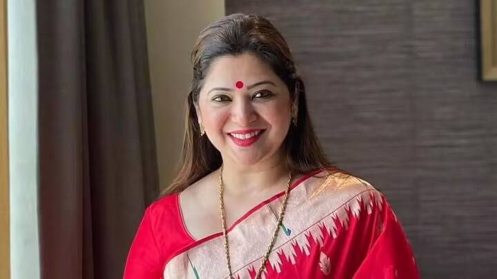 अभिनय आणि नृत्यातून प्रेक्षकांना भुरळ घालणारी अभिनेत्री दीपाली सय्यद बिग बॉ़सच्या घरात एन्ट्री करणार आहे.