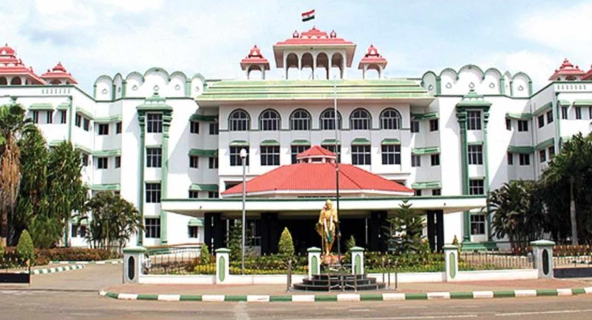 तिरुपरनकुंद्रम पहाड़ी पर दीप जलाने की इजाजत बरकरार, मद्रास HC ने लगाई DMK सरकार को फटकार