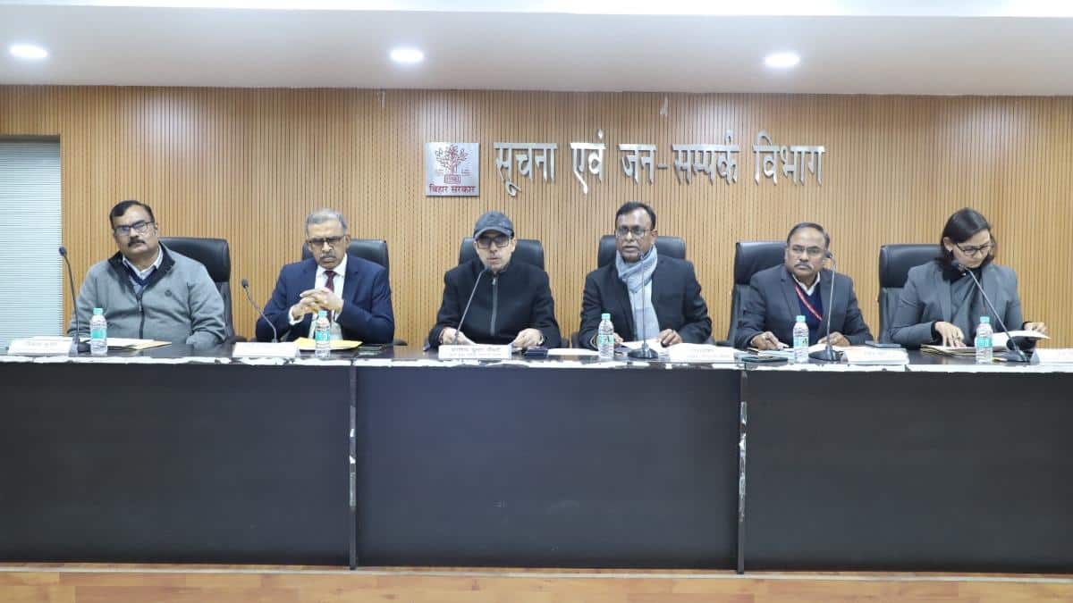 'एक महीने में लंबित मामलों का करें निपटारा', बिहार निगरानी विभाग के ACS का निर्देश