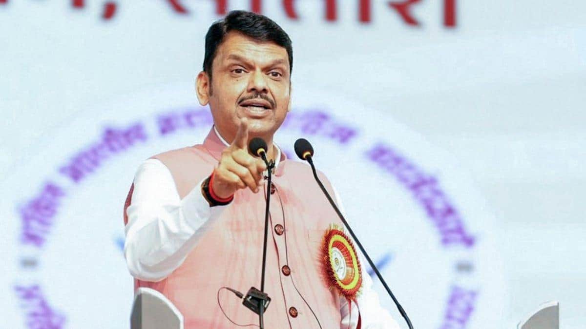 Fadnavis Cracks Down On BJP’s Local Tie-Ups With Congress, Orders Disciplinary Action
