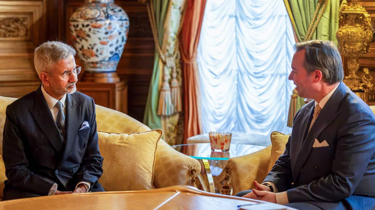 India Concerned Over Venezuela Crisis, Urges Dialogue & Citizens’ Safety, Says Jaishankar