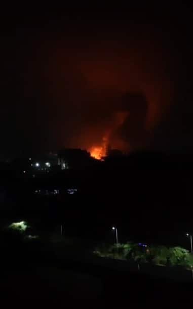 एमआयडीसीमधील येथील पॅसिफिक कंपनीत स्फोट होऊन भीषण आग लागल्याची घटना घडली.