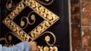 Punjab News: ਲੁਧਿਆਣਾ 'ਚ ਮਸ਼ਹੂਰ ਕਾਰੋਬਾਰੀ ਦੇ ਘਰ 'ਤੇ ਅੰਨ੍ਹੇਵਾਹ ਚੱਲੀਆਂ ਗੋਲੀਆਂ, ਬਦਮਾਸ਼ਾਂ ਨੇ ਕੀਤੇ 7 ਰਾਉਂਡ ਫਾਇਰ; ਇੱਟਾਂ ਸਣੇ ਪੱਥਰ ਵੀ ਵਰ੍ਹਾਏ...