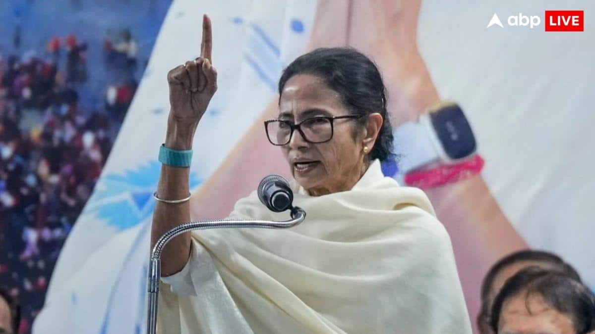 ‘Arrogance In Uniform’: Mamata Leads Kolkata Protest Against ED Raids Ahead Of 2026 Polls