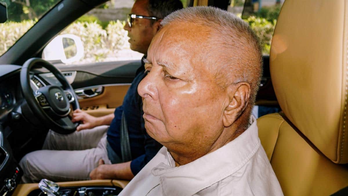 लैंड फॉर जॉब मामले में आरोप तय, JDU ने लालू, राबड़ी और तेजस्वी यादव से मांगा इस्तीफा