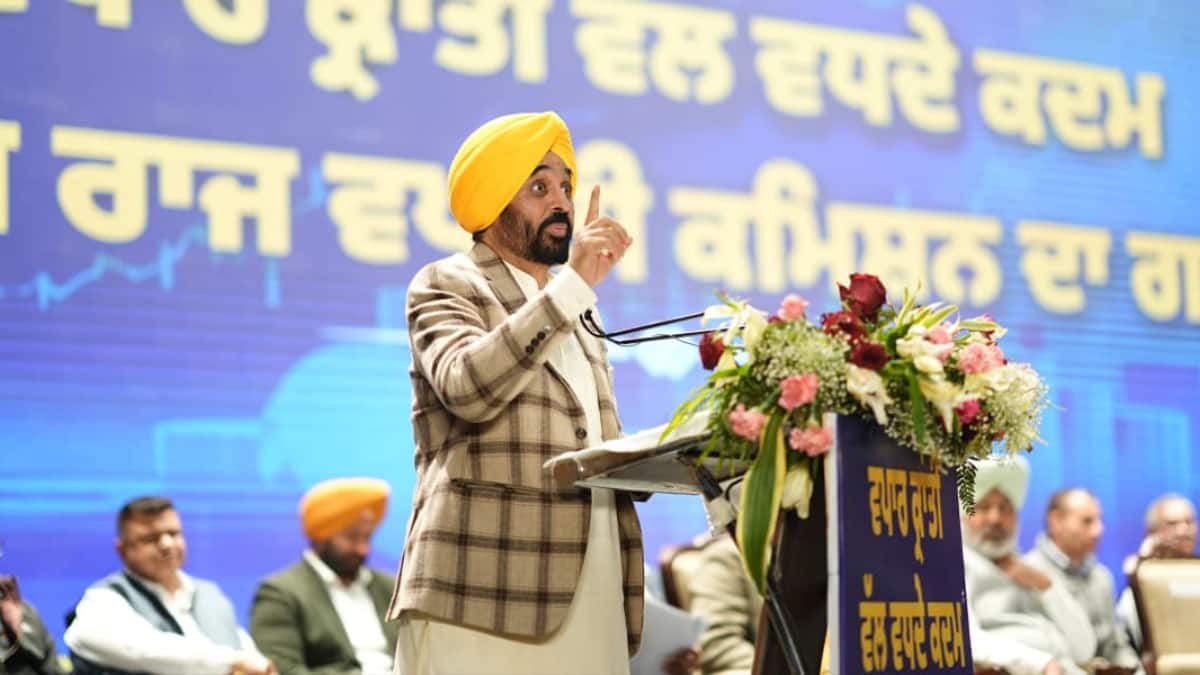 Punjab’s Big Promise To Traders: No More Office Hopping As Kejriwal–Mann Launch People-First Market Reforms