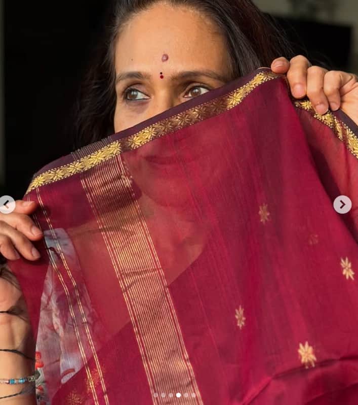 माहेश्वरी साडी ही सर्वात जुन्या हातमागंपैकी एक आहे. माहेश्वरी पाचव्या शतकापासून हातमाग विणकामाचं केंद्र म्हणून ओळखलं जातं.