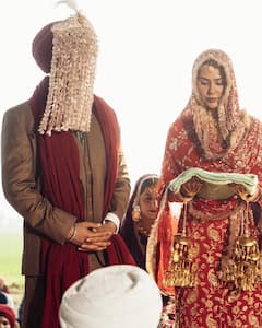 दिलजीत दोसांझ ने 'बॉर्डर 2' से शेयर की अपनी शादी की तस्वीरें, दुल्हन बनी दिखीं सोनम बाजवा