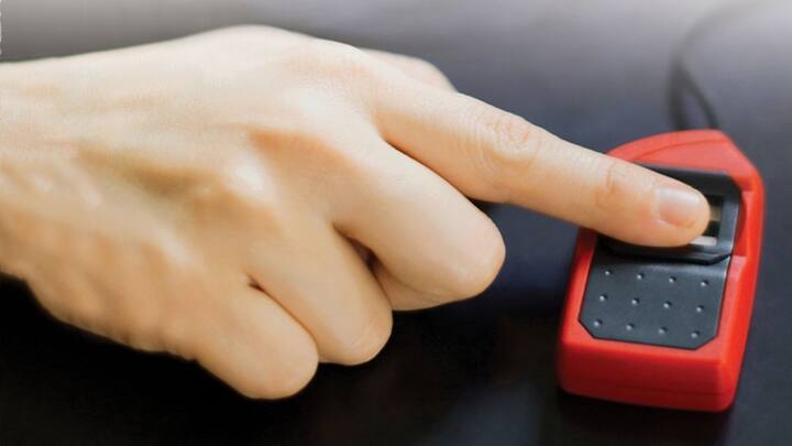 मीडिया रिपोर्ट्स के मुताबिक पीएम किसान की 22वीं किस्त फरवरी 2026 में जारी हो सकती है. हालांकि सरकार की ओर से अभी आधिकारिक तारीख घोषित नहीं की गई है. इसलिए किसानों को सलाह दी जा रही है कि वह पीएम किसान योजना की वेबसाइट और ऐप पर नियमित रूप से अपडेट चेक करते रहें.