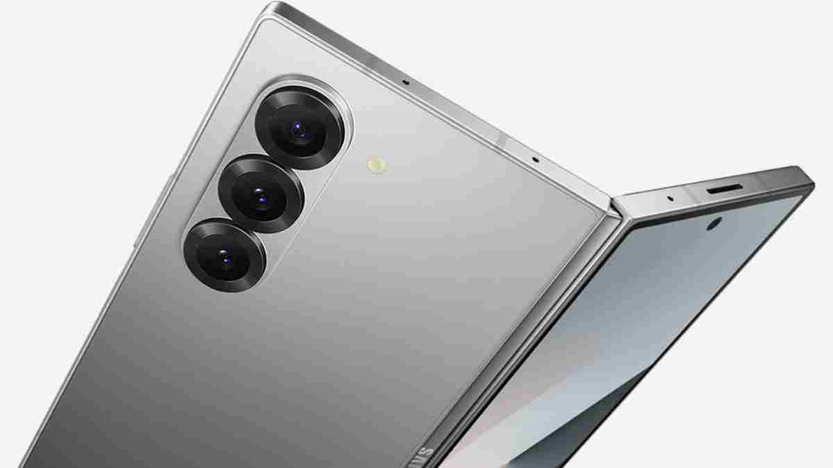 धड़ाम से गिर गई Samsung के मुड़ने वाले फोन की कीमत! यहां मिल रही लोगों को जबरदस्त डील, जानिए पूरी जानकारी