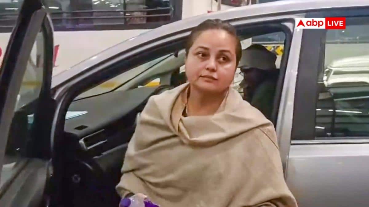 'विरासत को तहस-नहस करने के लिए परायों की जरूरत नहीं होती', रोहिणी आचार्य का फिर छलका दर्द