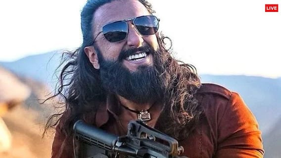 Dhurandhar Box Office Collection Day 37: 'धुरंधर' को लेकर डूब गई प्रभास की 'द राजा साब', शुक्रवार को किया बस इतना कलेक्शन