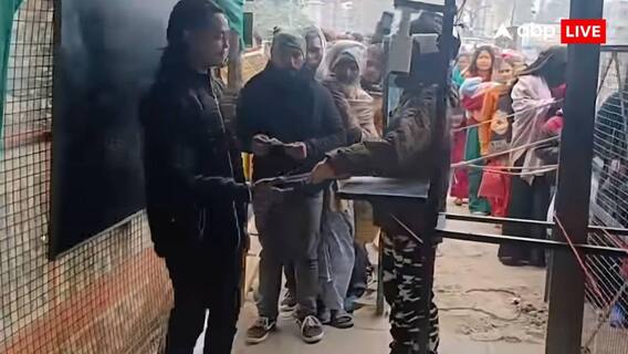 इंडो-नेपाल सीमा पर लगाया गया फेस और आईडी स्कैनर, संदिग्ध नहीं कर सकेंगे बॉर्डर क्रॉस, सुरक्षा के कड़े इंतजाम इंडो-नेपाल सीमा पर लगाया गया फेस और आईडी स्कैनर, संदिग्ध नहीं कर सकेंगे बॉर्डर क्रॉस, सुरक्षा के कड़े इंतजाम