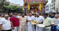 மதுரை மீனாட்சியம்மன் கோயில் அஷ்டமி சப்பர விழா.. பக்தர்களின் பக்தி வெள்ளத்தில் நனைந்த தேர்கள்!