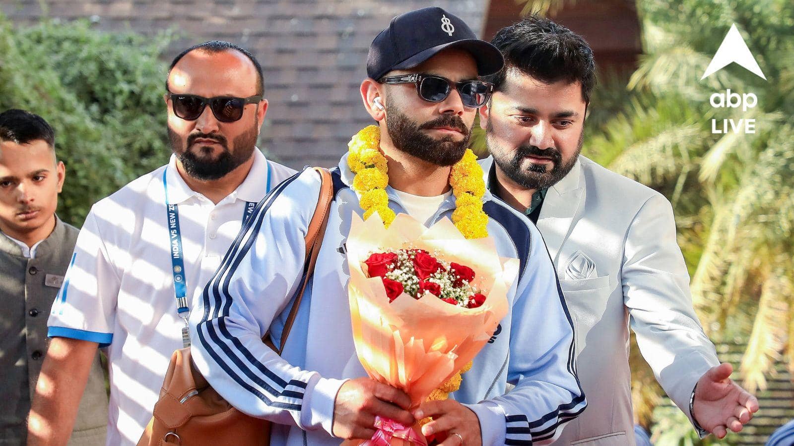 Indian Cricket Team: ভারতীয় ক্রিকেটারদের মধ্যে সবচেয়ে দামী ফোন ব্যবহার করেন কে? দাম শুনলে চমকে উঠবেন