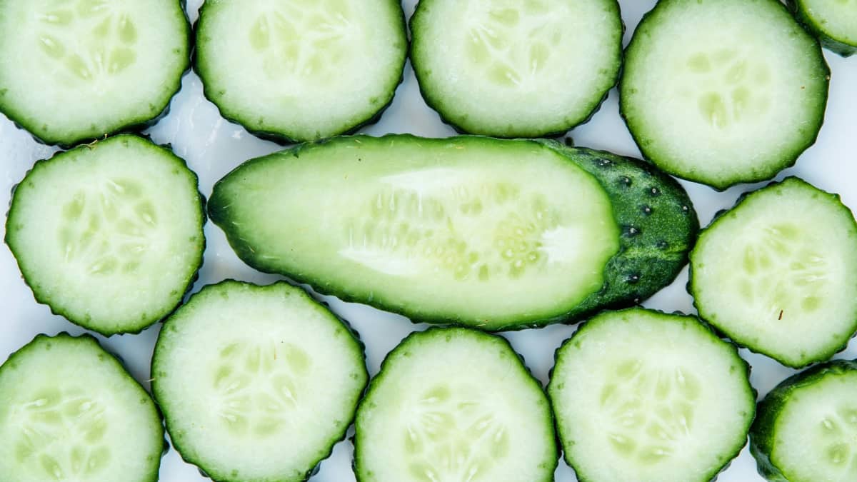 10 Foods That Naturally Cleanse Your Body