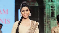 प्रसिद्ध मालिकेत इंटिमेट सीन अन्.. 53 व्या वर्षी जगतेय सिंगल मदरचं आयुष्य, कोण आहे साक्षी तंवर?