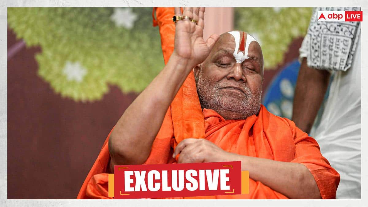 Exclusive: 'कांग्रेस अब पाकिस्तान कांग्रेस पार्टी' गिरिराज सिंह के बयान से रामभद्राचार्य सहमत