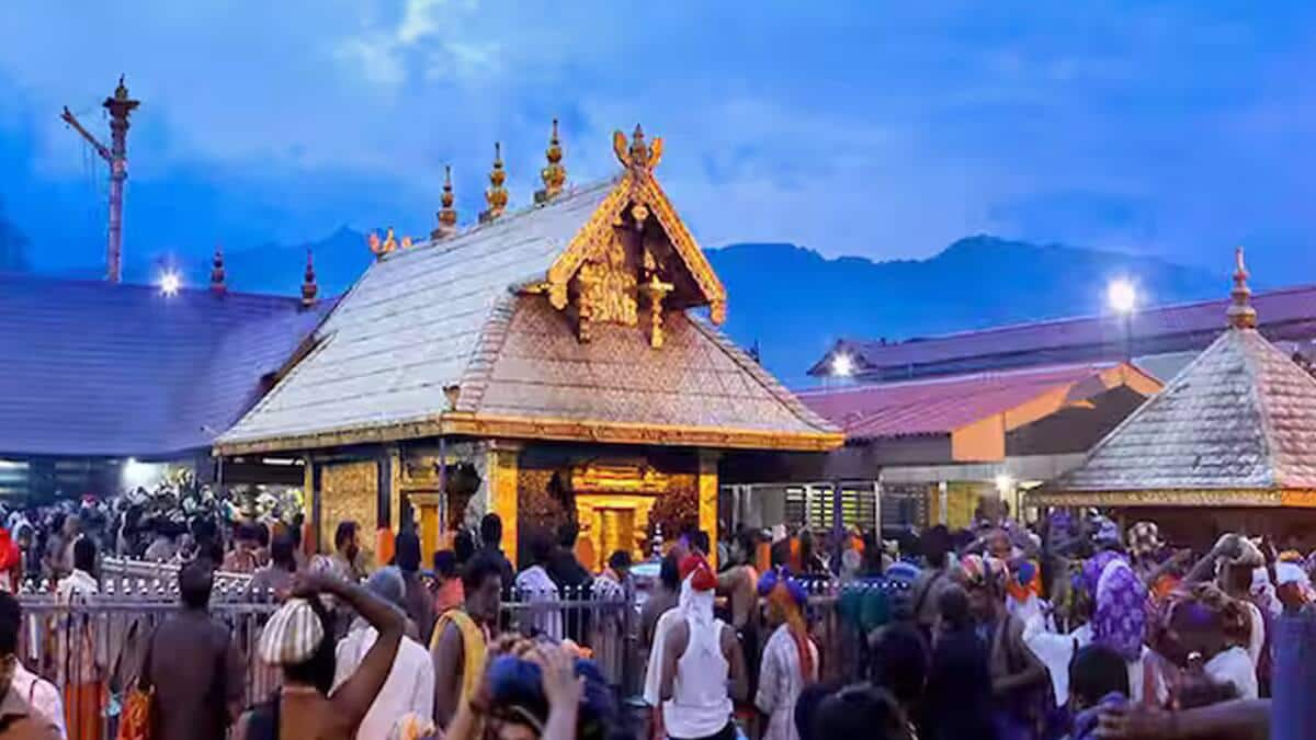 சபரிமலை மகரவிளக்கு பூஜை: நாளை தரிசனம்! பக்திப் பரவசத்தில் பக்தர்கள், பாதுகாப்பு தீவிரம், சிறப்பு ரயில்கள் அறிவிப்பு!