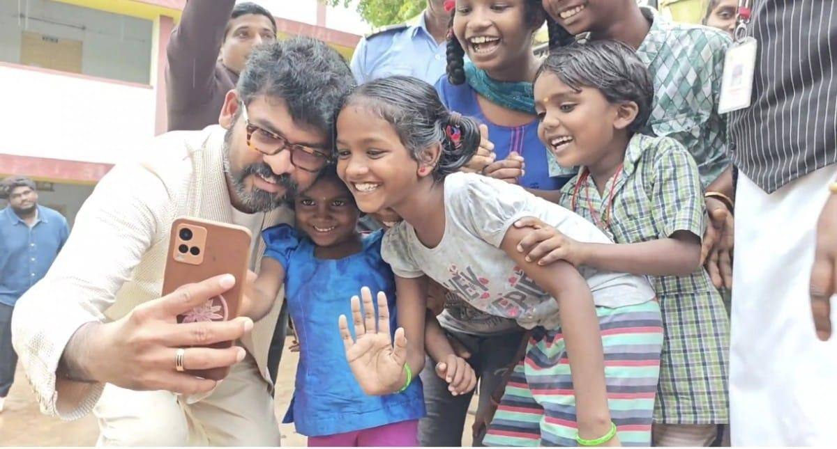 பசங்க பட ஹீரோவிற்காக காத்திருந்த சின்ன பசங்க.. ஓடோடி வந்து செல்ஃபி - நெகிழ்ச்சியில் உறைந்த மதுரை!
