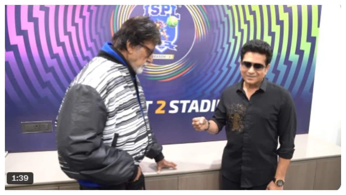 Amitabh Bachchan Plays Finger Cricket With Sachin Tendulkar, Internet Can’t Get Enough