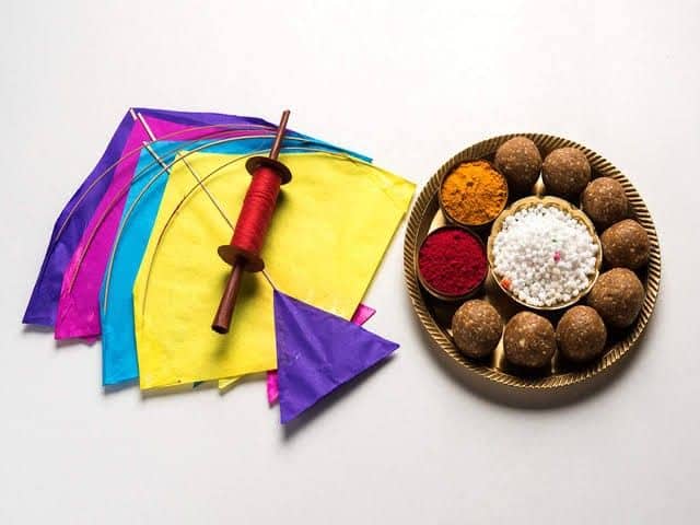 त्याशिवाय असं मानलं जातं की, मकर संक्रांतीला ऋतू परिवर्तन होते.