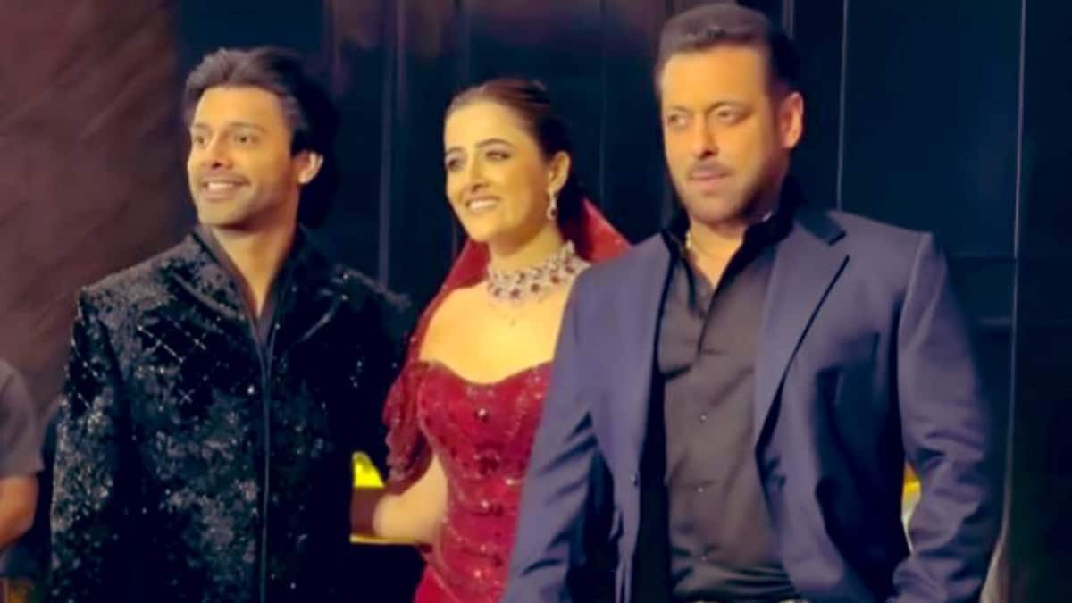 Salman Khan Lights Up Stebin Ben–Nupur Sanon’s Mumbai Reception; Groom Bows In Respect