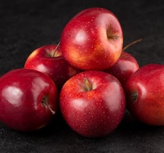 ਸਾਵਧਾਨ! ਬਹੁਤ ਚਮਕਦੇ ਲਾਲ ਸੇਬ ਨਾ ਖਰੀਦੋ, ਉੱਤੇ ਹੋ ਸਕਦੀ ਹੈ ਖਤਰਨਾਕ ਕੋਟਿੰਗ, ਖਰੀਦਣ ਸਮੇਂ ਵਰਤੋਂ ਇਹ ਸਾਵਧਾਨੀਆਂ