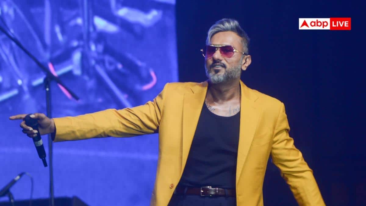 'हनी सिंह समाज के लिए कलंक', सिंगर के दिल्ली में दिए विवादित बयान पर बोले अयोध्या के संत